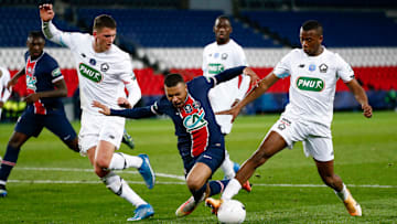Lille e PSG são os principais candidatos ao título francês