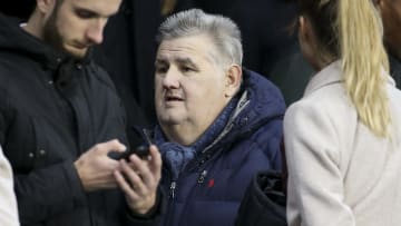 Le journaliste Pierre Ménès ne voyait pas franchement le PSG gagner à Manchester.