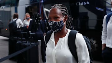 Após 21 anos “rodando o mundo”, Formiga retornou ao São Paulo. Vínculo vai até o final do ano que vem. 