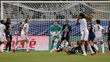 Decisão! PSG e Lyon se enfrentam pela partida de ida das quartas de final da Champions League Feminina 2020/21. 