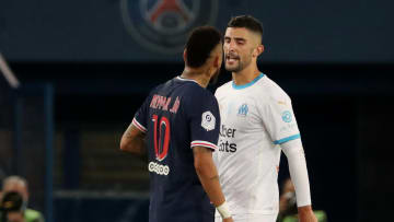 Neymar et Alvaro lors du classico OM - PSG.