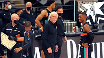 Gregg Popovich, Dejounte Murray, Lonnie Walker