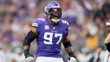 The Eagles need to stack up their defensive line heading into the 2020 regular season. How about signing Everson Griffen?
