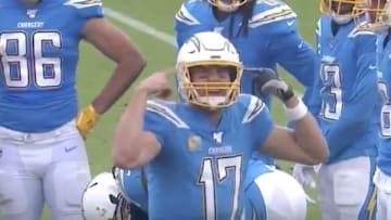Los Angeles Chargers QB Phillip Rivers calls timeout against the Oakland Raiders