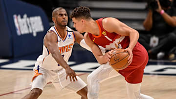 Los Suns con Devin Booker y Chris Paul dejaron en el camino a los Nuggets de Nikola Jokic y Michael Porter Jr.