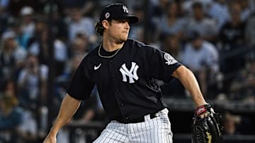 Mark Teixeira cree que Cole debe estar loco por lanzar en Yankee Stadium