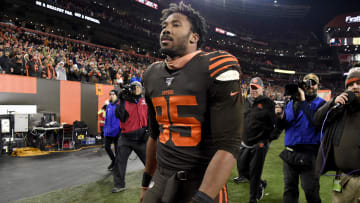 Pittsburgh Steelers v Cleveland Browns
