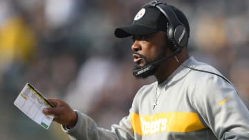Pittsburgh Steelers v Oakland Raiders
