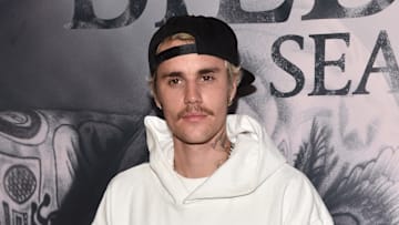 Justin Bieber sorprendió en un vivo al mostrarse escuchando una canción del grupo "Intocable"