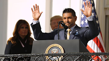 El manager de origen puertorriqueño ganó si primera Serie Mundial en 2019