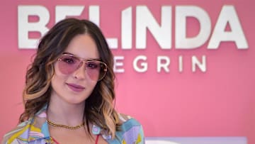 Belinda volvió a hacerse un cambio de look, esta vez eligió el flequillo 
