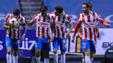 Chivas logró rescatar el empate a través de Miguel Ponce.