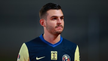 El colombiano no sería tomado en cuenta por Santiago Solari