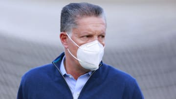 Peláez desea la inhabilitación de Rivero tras lesionar a Vega.