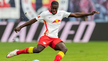 Dayot Upamecano bleibt offenbar ein Thema beim FC Bayern
