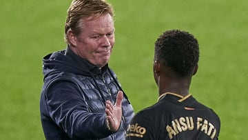 Koeman salue Ansu Fati, son protégé. 