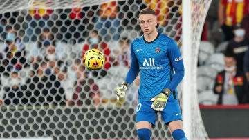 Le portier polonais était titulaire contre Lens lors de la défaite 1-0 du PSG