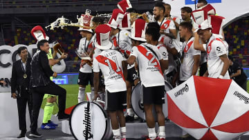 El último enfrentamiento River v. Racing terminó en goleada 5-0 y consagración de la Supercopa Argentina 2021