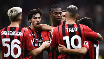 Il Milan festeggia un gol di Tonali 