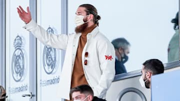 Ramos en el palco de Valdebebas