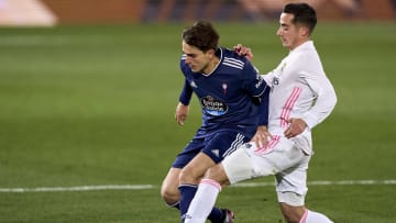 Denis Suarez (à gauche) au duel avec Lucas Vazquez.
