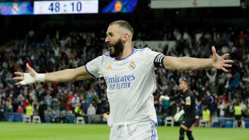Benzema se pone a 200