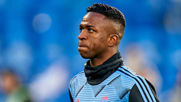 Real Madrid e Real Sociedad se enfrentam pela LaLiga. 