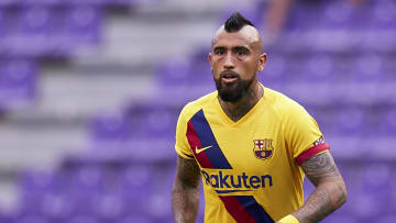 Arturo Vidal carga duramente contra el FC Barcelona