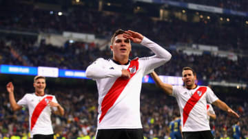 Quintero festejando el gol contra Boca en Madrid