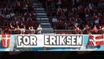 Tanto la afición como los equipos han querido dar afecto al jugador danés