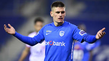 Le latéral droit danois de Genk Joakim Maehle. 