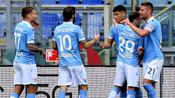 L'esultanza dei calciatori della Lazio