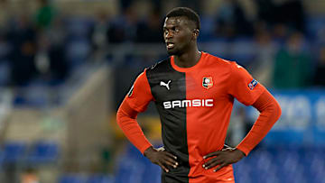 Mbaye Niang livre des propos contradictoires à Rennes et à Marseille sur ses intentions du prochain mercato.