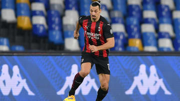 Ibrahimovic in azione contro il Napoli Ibrahimovic in azione contro il Napoli