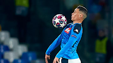 SSC Napoli v FC Barcelona - UEFA Champions League Round of 16: First Leg