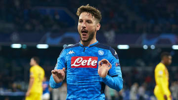 SSC Napoli v FC Barcelona - UEFA Champions League Round of 16: First Leg