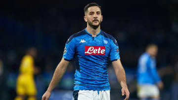 SSC Napoli v FC Barcelona - UEFA Champions League Round of 16: First Leg