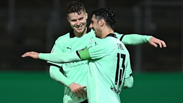 Nico Elvedi und Lars Stindl.