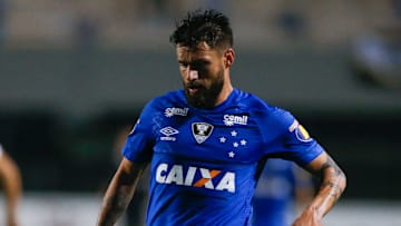 Cruzeiro aposta em Sobis para este duelo no Mineirão