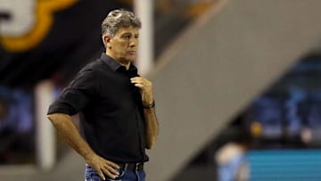 Comunicado da maior torcida organizada do Corinthians contesta Mancini no Timão: 'Não dá mais'. Renato Gaúcho aparece como opção nas redes sociais. Comunicado da maior torcida organizada do Corinthians contesta Mancini no Timão: 'Não dá mais'. Renato Gaúcho aparece como opção nas redes sociais.