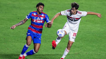 Da onipresença de Éderson ao incansável Tinga: cinco jogadores que podem conduzir o Fortaleza ao título da Copa do Brasil.