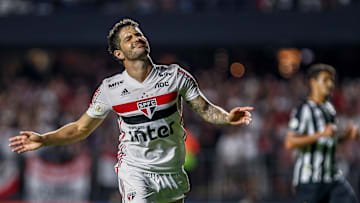 Sao Paulo v Santos - Brasileirao Series A 2019