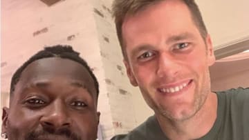 Antonio Brown is still trying to get back on the Patriots