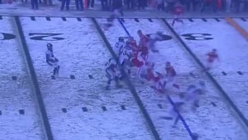 CBS debuted neat hashmarks to combat the snow of the Chiefs-Broncos game. 