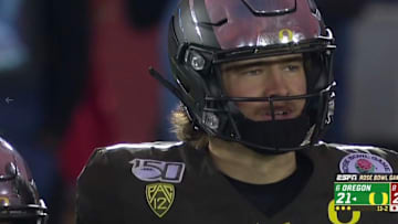 Oregon Ducks helmets turned pink at the Rose Bowl