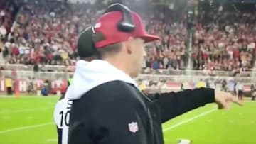 San Francisco 49ers head coach Kyle Shanahan predicting a play against the Green Bay Packers