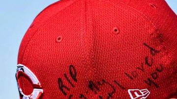 Tony Fernandez was honored by Reds star Joey Votto