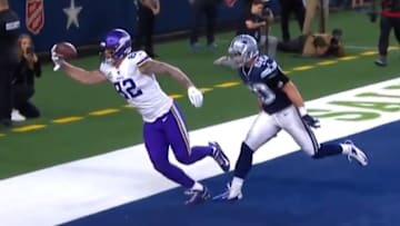 Vikings tight end Kyle Rudolph records a ridiculous one-handed touchdown catch against the Cowboys.