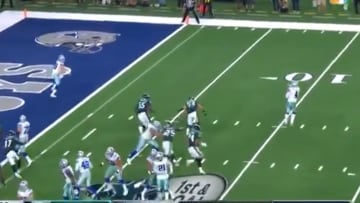 Dak Prescott fakes handoff to Ezekiel Elliott and finds Blake Jarwin in the end zone vs Eagles.