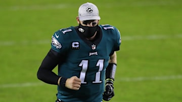 Wentz ha sido irregular con los Eagles en la temporada 2020-21 de la NFL